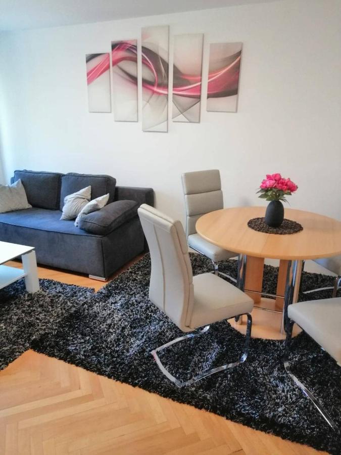 Apartman D&D*** Varaždin Екстериор снимка